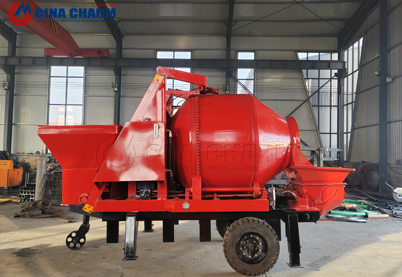 Share our concrete mixing pump customer delivery scene photos